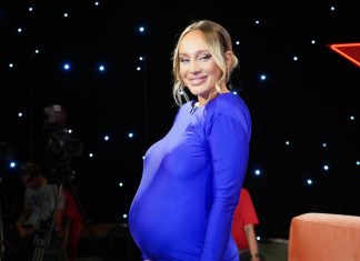 HAJDE BEBO, ČEKAMO TE: Luna Đogani pozirala sa stomakom do zuba! (VIDEO)! Ponosno pokazala trudnički stomak