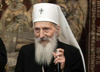 “DEDA GA JE ZAUSTAVIO I SAČEKAO MIRNO DA BUDE 2 SATA” Unuka patrijarha Pavla opisala dođajaj iz bolnice koji svedoči kakav je bio