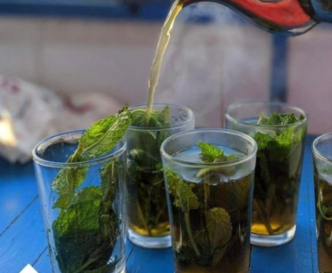 ČAJ KOJI OBNAVLJA SLUZNICU U ŽELUCA I USPJEŠNO LIJEČI SVE ŽELUČANE TEGOBE!