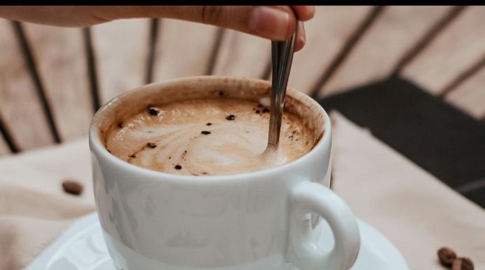 OBAVEZNO DODAJTE U JUTARNJU KAFU OVAJ ZAČIN: Metabolizam će vam ‘raditi punom parom’