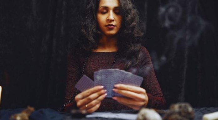 Ovi zodijaci će u NAREDNIH DESET DANA UPOZNATI svoju SRODNU DUŠU:Konačno stiže prava ljubav -neko će biti na sedmom nebu!