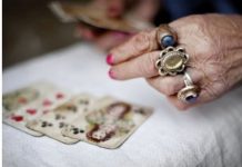 Horoskop za april po ciganskim kartama: 1 znak je pravi srećnik zodijaka, ne zna se u čemu će više imati sreće, cvetaće sa prolećem