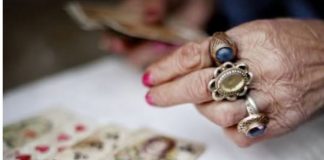 Horoskop za april po ciganskim kartama: 1 znak je pravi srećnik zodijaka, ne zna se u čemu će više imati sreće, cvetaće sa prolećem